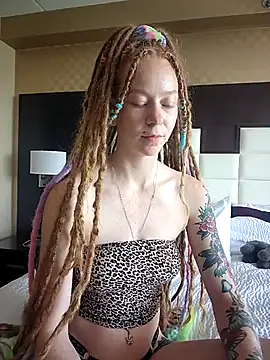 Snapshot of LucidLucy chatting on 06.28.26 LucidLucy online show from 06.28.26