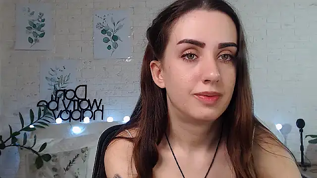 FranceskoJones online show from 01.18.25