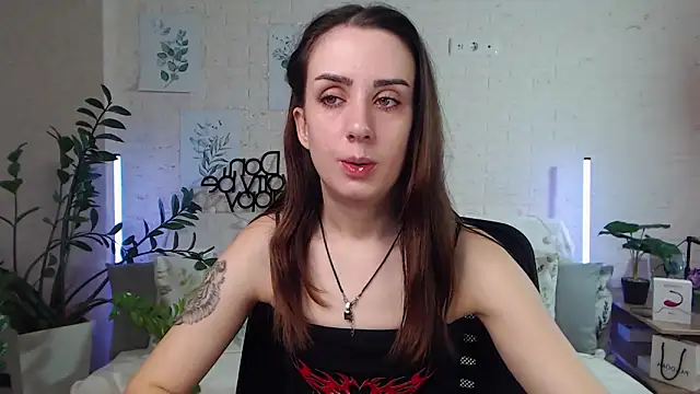 FranceskoJones online show from 01.29.25