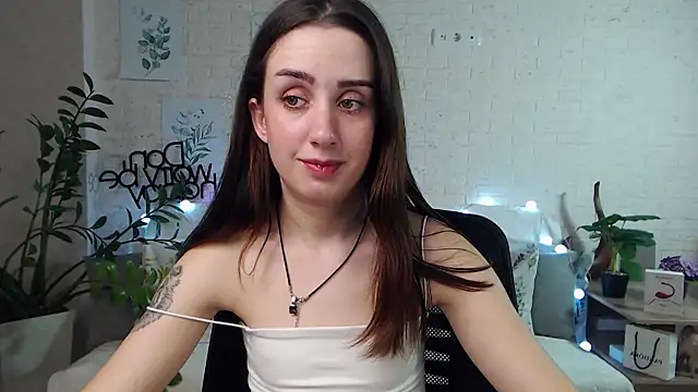 FranceskoJones online show from 01.31.25