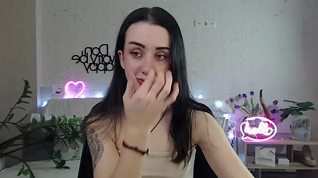 FranceskoJones online show from 02.18.25