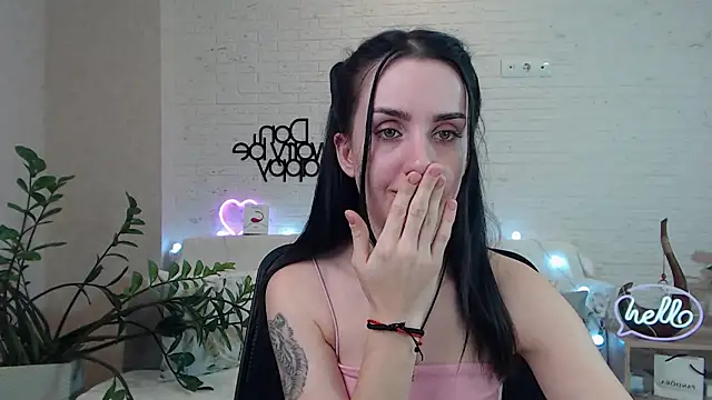 FranceskoJones online show from 02.20.25