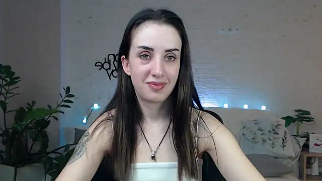 FranceskoJones online show from 03.22.25