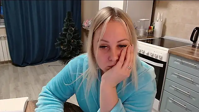 Snapshot of Givemetime_ chatting on 01.30.25 Givemetime online show from 01.30.25