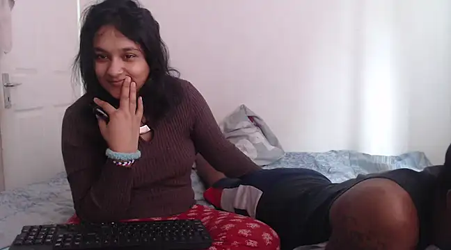 Indianbloom- online show from 12.14.24