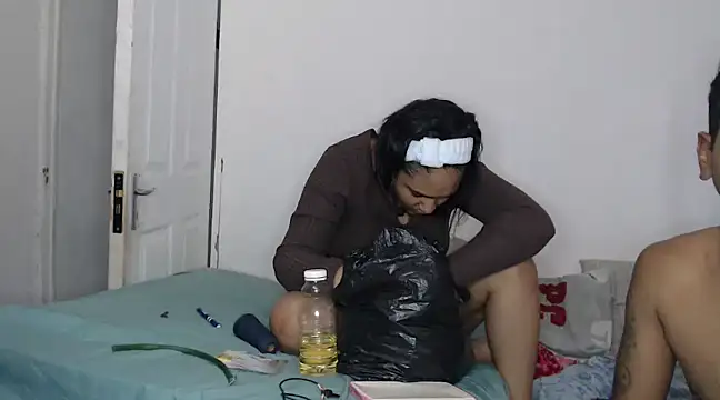 Indianbloom- online show from 12.14.24