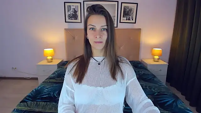 Snapshot of AlexiaDarren chatting on 12.24.24 AlexiaDarren online show from 12.24.24