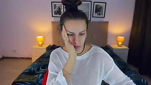 Snapshot of AlexiaDarren chatting on 12.27.24 AlexiaDarren online show from 12.27.24