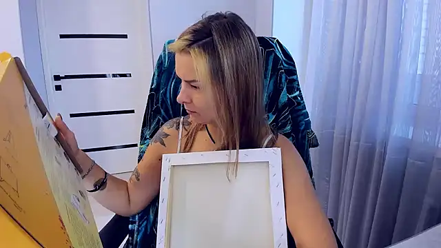 AlexiaDarren online show from 10.30.25