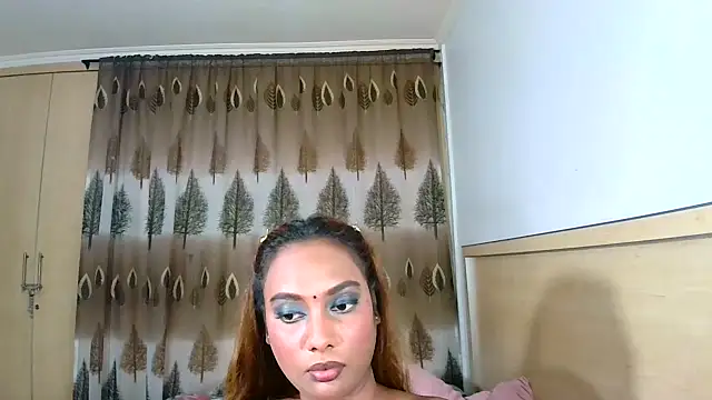 sexyindianchic online show from 02.04.25