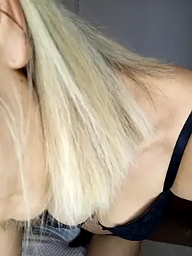 Snapshot of minikserce chatting on 12.04.24 minikserce online show from 12.04.24