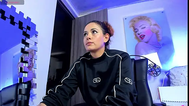 KimberlySaen online show from 01.13.26