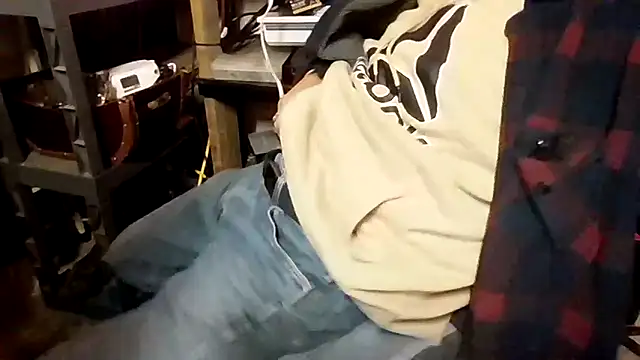 justinewe69 online show from 11.13.25