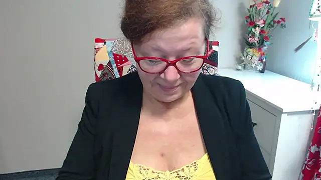 Adelewildx online show from 12.04.24