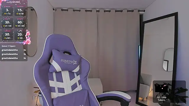 roxie gates  online show from 01.06.26