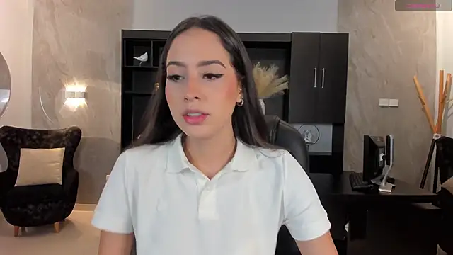 BrennaWalker online show from 01.04.25