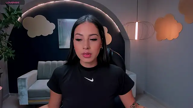 BrennaWalker online show from 02.01.25