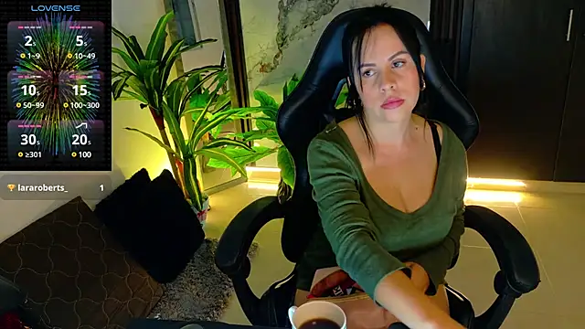 Snapshot of pamelajackson chatting on 02.06.25 pamelajackson online show from 02.06.25