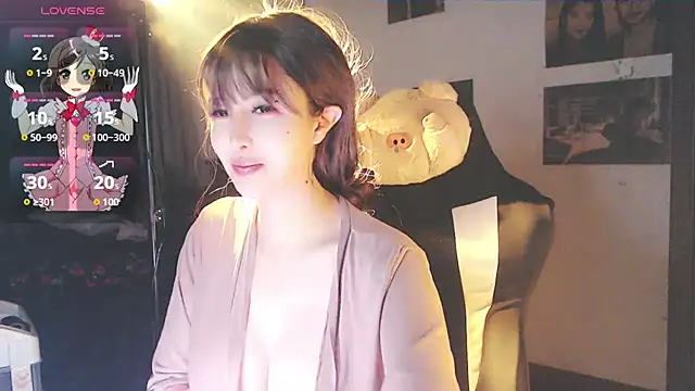 Snapshot of candy_cola chatting on 09.21.25 candy cola online show from 09.21.25