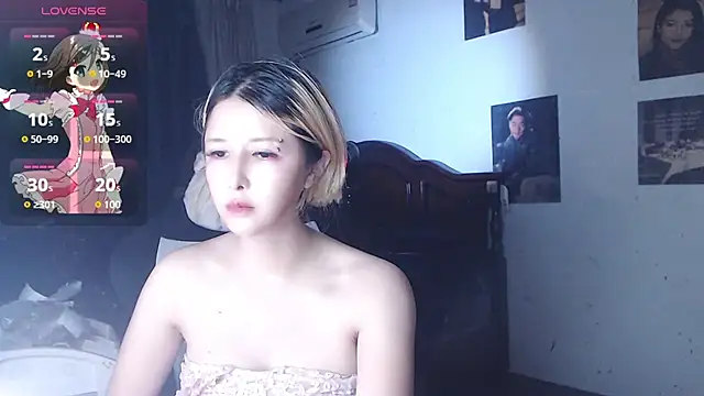 Snapshot of candy_cola chatting on 09.25.25 candy cola online show from 09.25.25