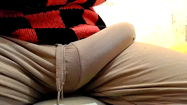 Snapshot of gae89tano chatting on 04.08.26 gae89tano online show from 04.08.26