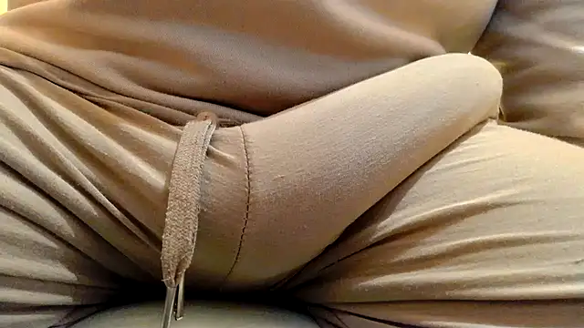 Snapshot of gae89tano chatting on 04.10.26 gae89tano online show from 04.10.26