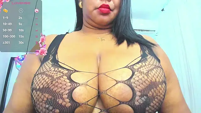 Snapshot of Ebonybreastvh chatting on 12.14.24 Ebonybreastvh online show from 12.14.24