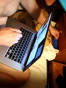 Snapshot of FireFox_Feel chatting on 12.02.24 FireFox Feel online show from 12.02.24