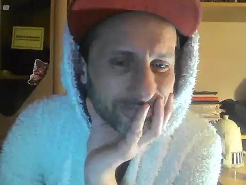 Snapshot of FireFox_Feel chatting on 03.16.25 FireFox Feel online show from 03.16.25