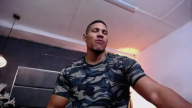 Snapshot of teddyfit19cm chatting on 02.18.26 teddyfit19cm online show from 02.18.26