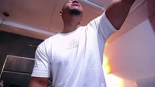 Snapshot of teddyfit19cm chatting on 02.28.26 teddyfit19cm online show from 02.28.26