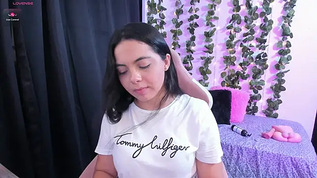 ashley morgan 18 online show from 10.02.25