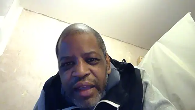 Snapshot of alfiebrown007 chatting on 03.15.25 alfiebrown007 online show from 03.15.25