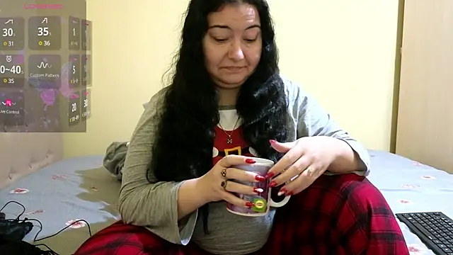 Snapshot of BBW_MILF_4U chatting on 01.12.25 BBW MILF 4U online show from 01.12.25