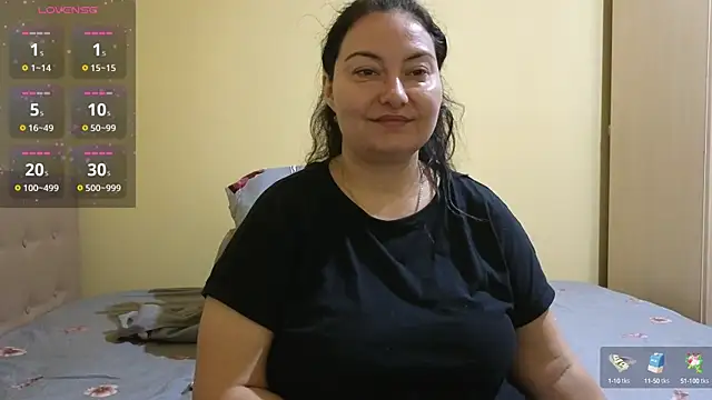 Snapshot of BBW_MILF_4U chatting on 02.04.25 BBW MILF 4U online show from 02.04.25