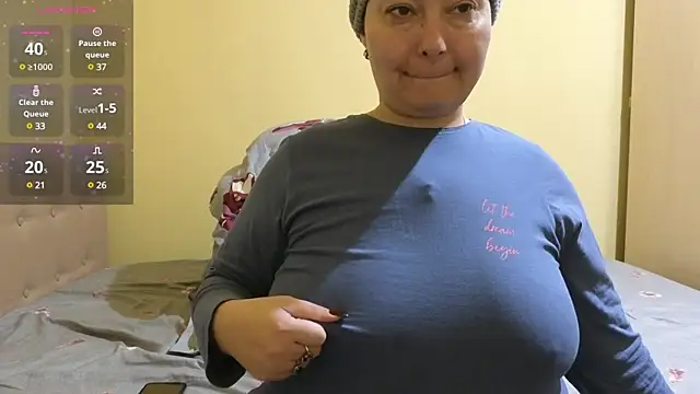 Snapshot of BBW_MILF_4U chatting on 02.08.25 BBW MILF 4U online show from 02.08.25