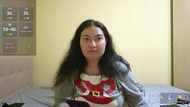 Snapshot of BBW_MILF_4U chatting on 02.16.25 BBW MILF 4U online show from 02.16.25