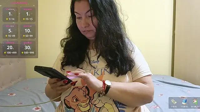 Snapshot of BBW_MILF_4U chatting on 03.06.25 BBW MILF 4U online show from 03.06.25