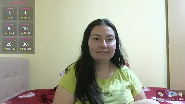 Snapshot of BBW_MILF_4U chatting on 03.17.25 BBW MILF 4U online show from 03.17.25