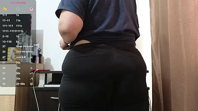 Snapshot of BBW_MILF_4U chatting on 05.09.26 BBW MILF 4U online show from 05.09.26