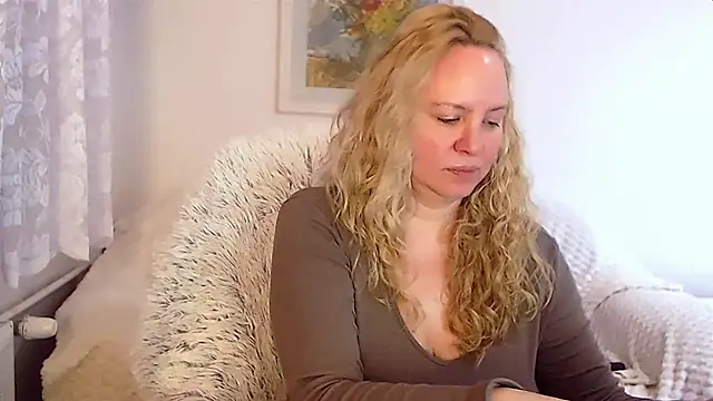 Sarah4you online show from 12.31.24