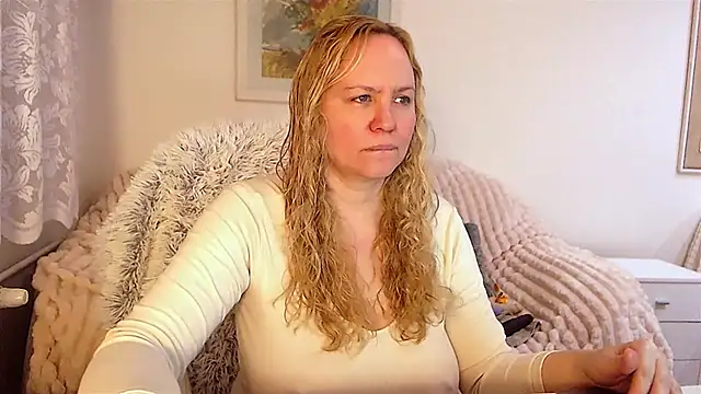 Sarah4you online show from 01.12.25