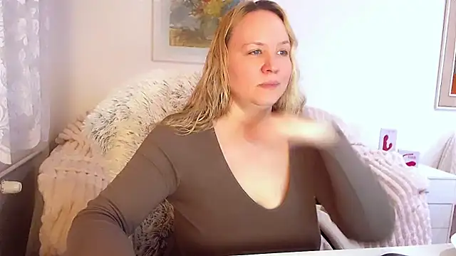 Sarah4you online show from 02.18.25