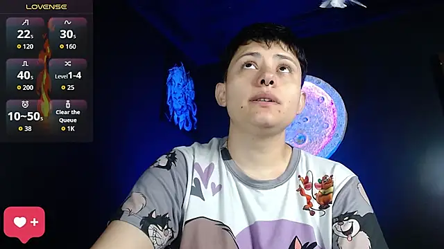 Snapshot of girl_intense444 chatting on 09.22.25 girl intense444 online show from 09.22.25