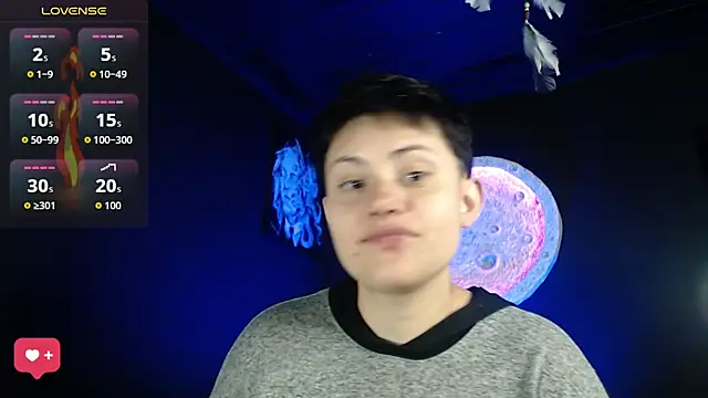 Snapshot of girl_intense444 chatting on 09.23.25 girl intense444 online show from 09.23.25