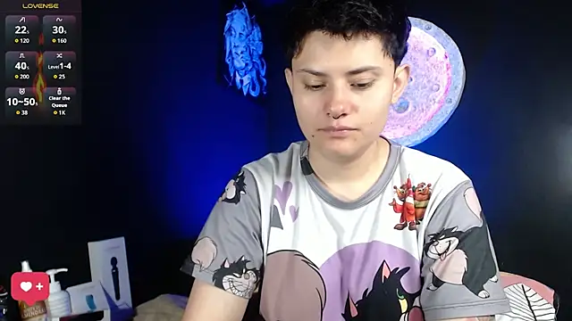 Snapshot of girl_intense444 chatting on 09.27.25 girl intense444 online show from 09.27.25