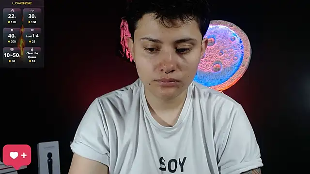 Snapshot of girl_intense444 chatting on 10.03.25 girl intense444 online show from 10.03.25