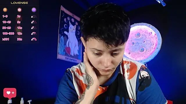 girl intense444 online show from 11.04.25