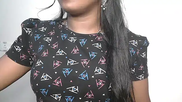 Dhiyapink online show from 10.10.25