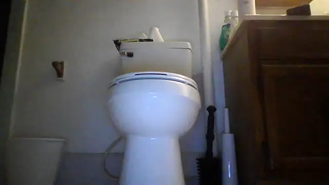 Snapshot of ReeferMadness59 chatting on 10.26.25 ReeferMadness59 online show from 10.26.25